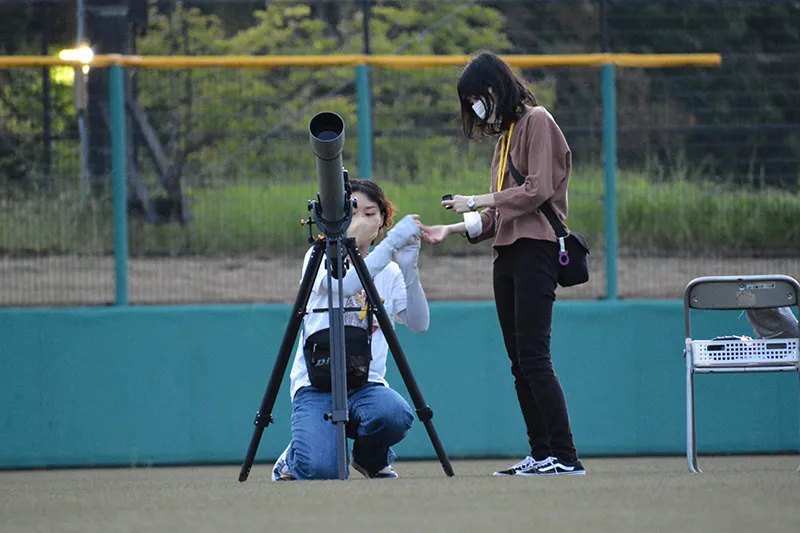 【企業・団体様向け】星空観察会での専門スタッフの役割と費用の目安